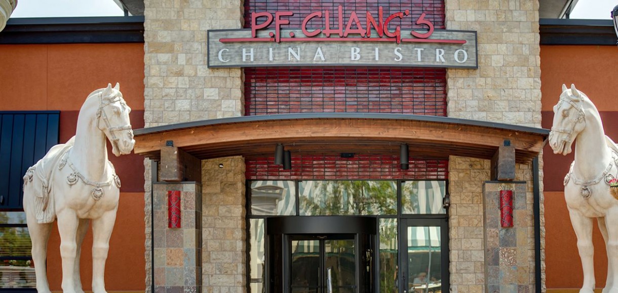 Bars and restaurants just minutes from your front door