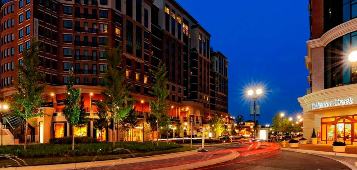 Mariner Bay at night